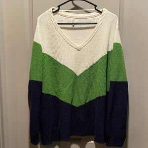Crown & Ivy Curvy Colorblock V-Neck Sweater 2X Cream Green Navy